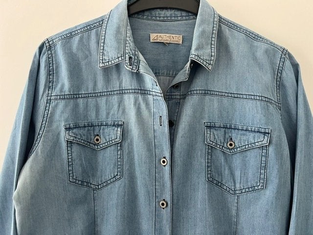 Authentic, super leuke soepel vallende blauwe bloes mt 42., Blauw, Maat 42/44 (L), Nieuw, Ophalen of Verzenden