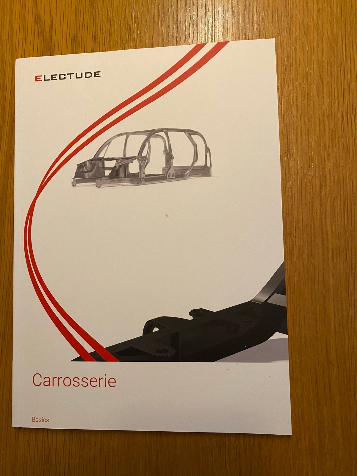 Electude Classroom Carrosserie Basics Leerboek, Ophalen of Verzenden, Zo goed als nieuw, Algemeen