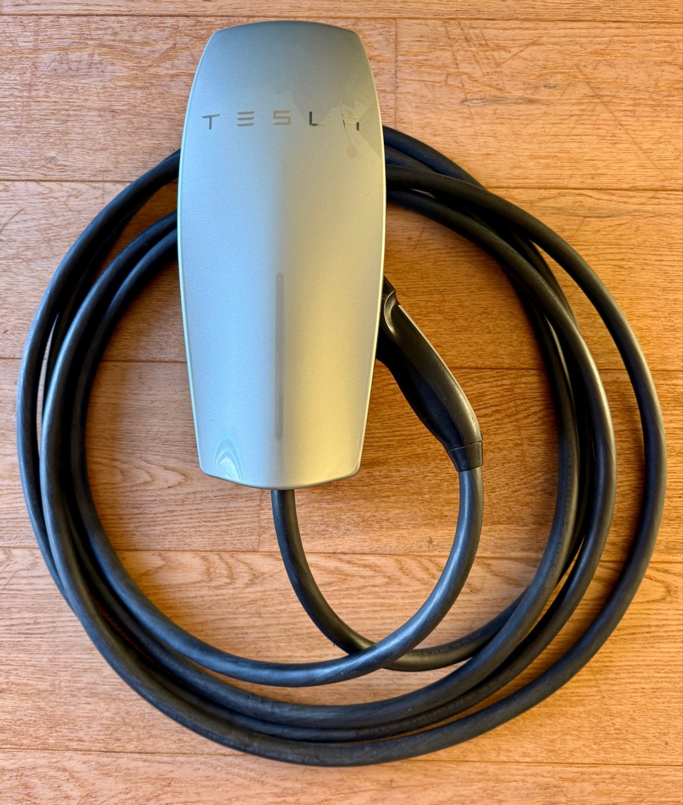 Tesla Wall Connector Gen 2 Laadpaal, Ophalen of Verzenden, Zo goed als nieuw, Laadpaal