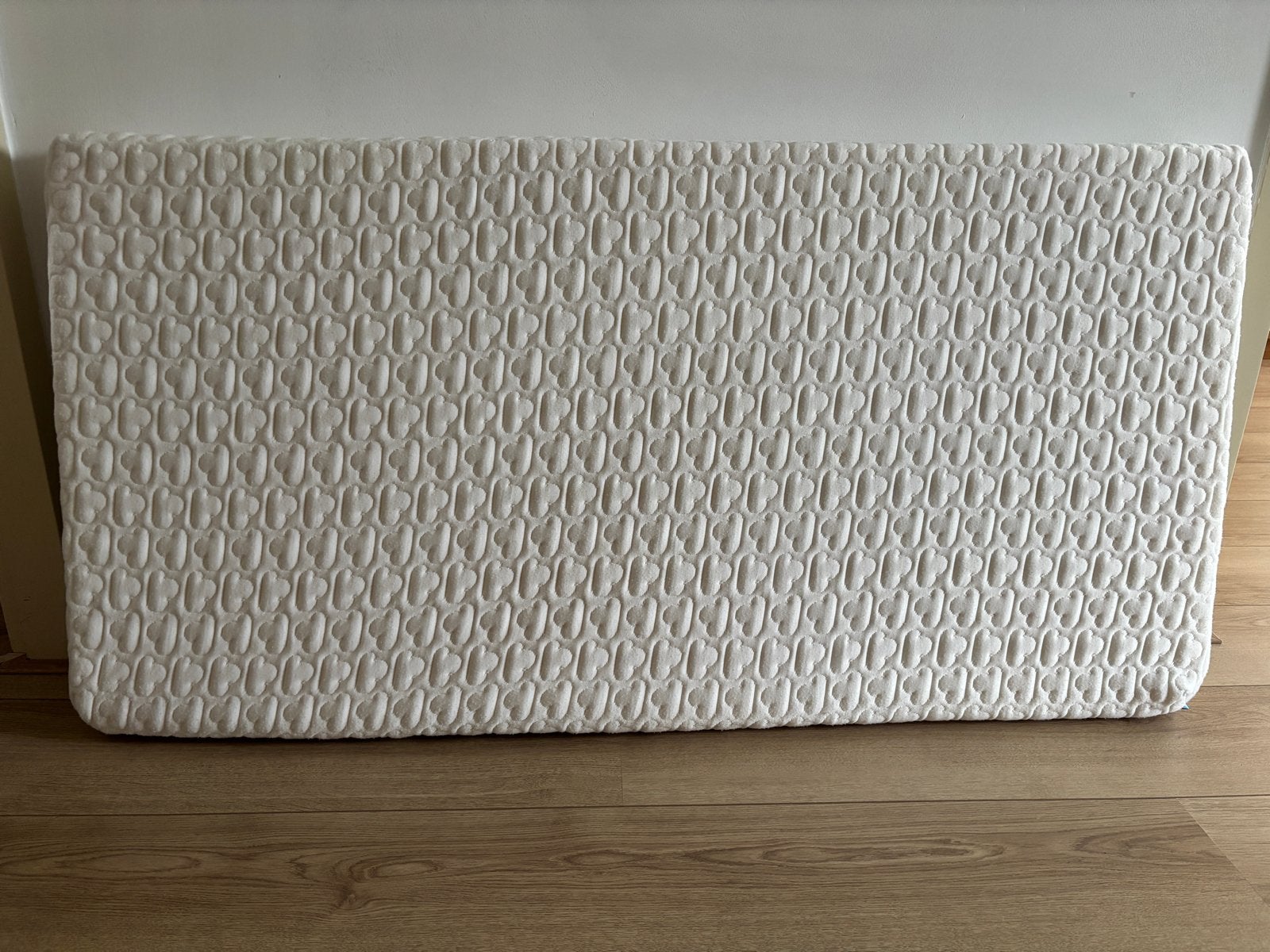 Aerosleep matras 120x60 met matrasbeschermer, Ophalen, Zo goed als nieuw, Minder dan 140 cm, Matras
