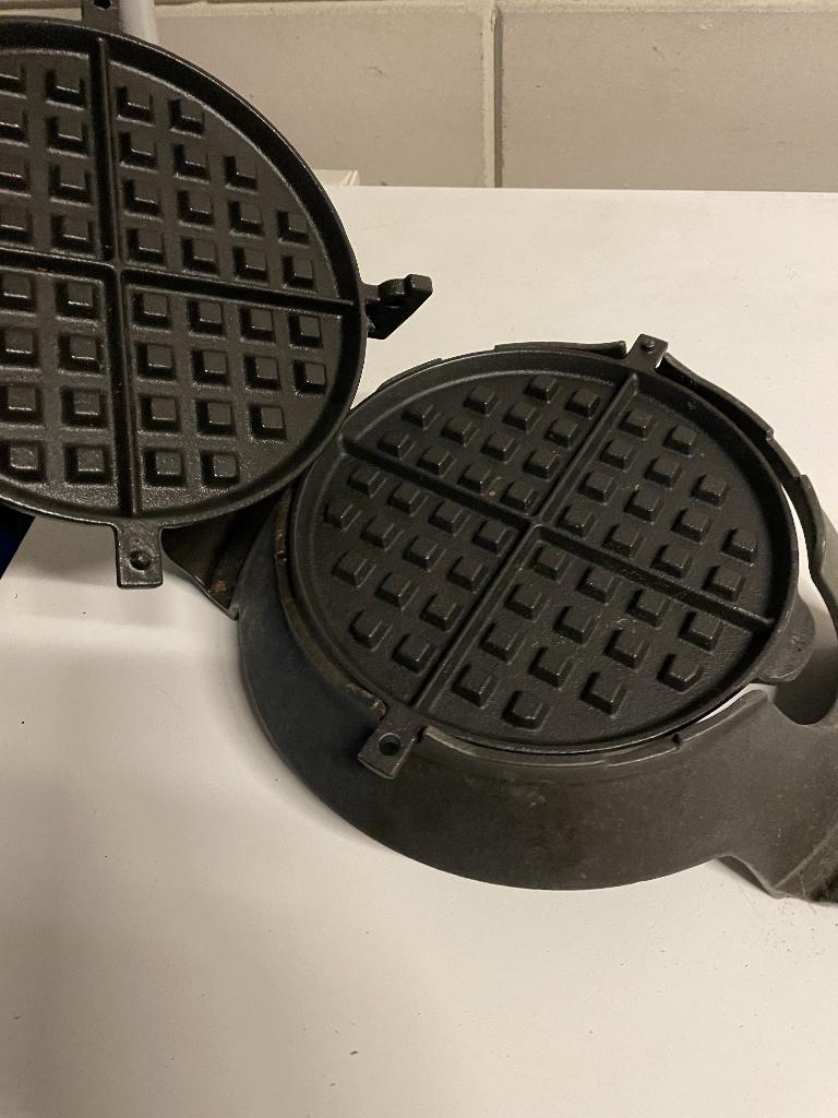 Weber wafel/tosti ijzer (gietijzer), Ophalen, Zo goed als nieuw, Weber