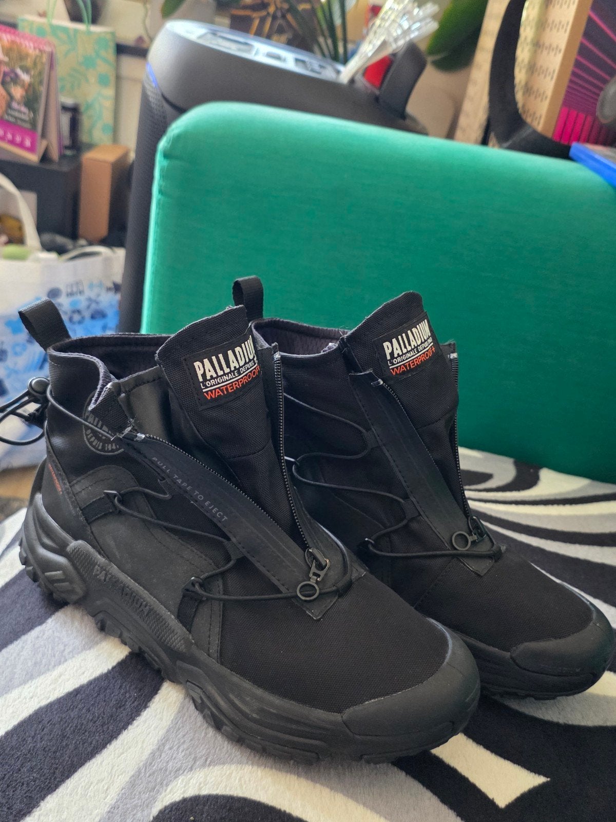 Palladium Off-Grid Hi Zip Wp+, Kleding | Heren, Ophalen, Zo goed als nieuw