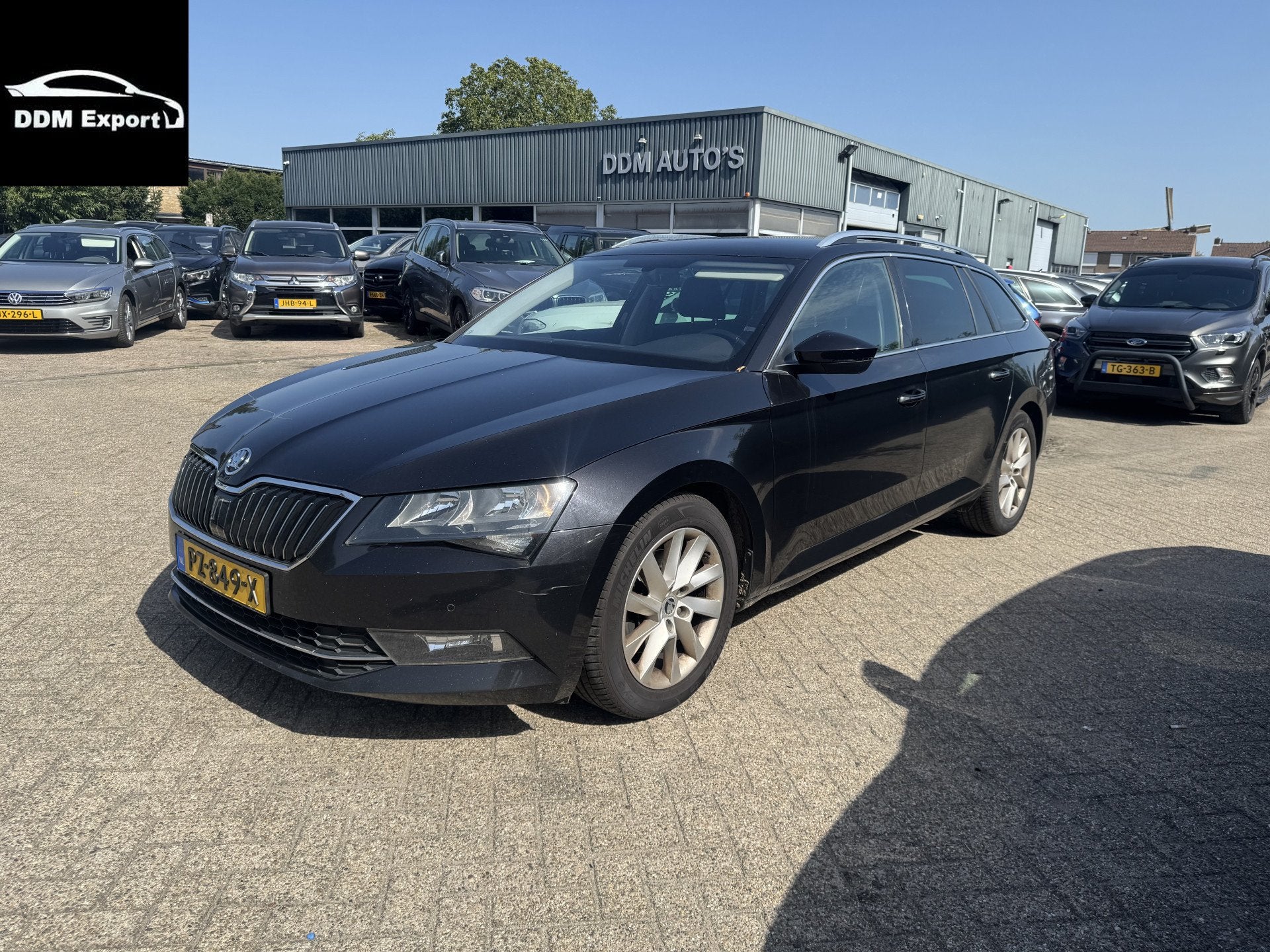 Skoda Superb Combi 2.0 TDI Style Business Automaat B, Auto's, Stof, Gebruikt, Euro 6, 4 cilinders