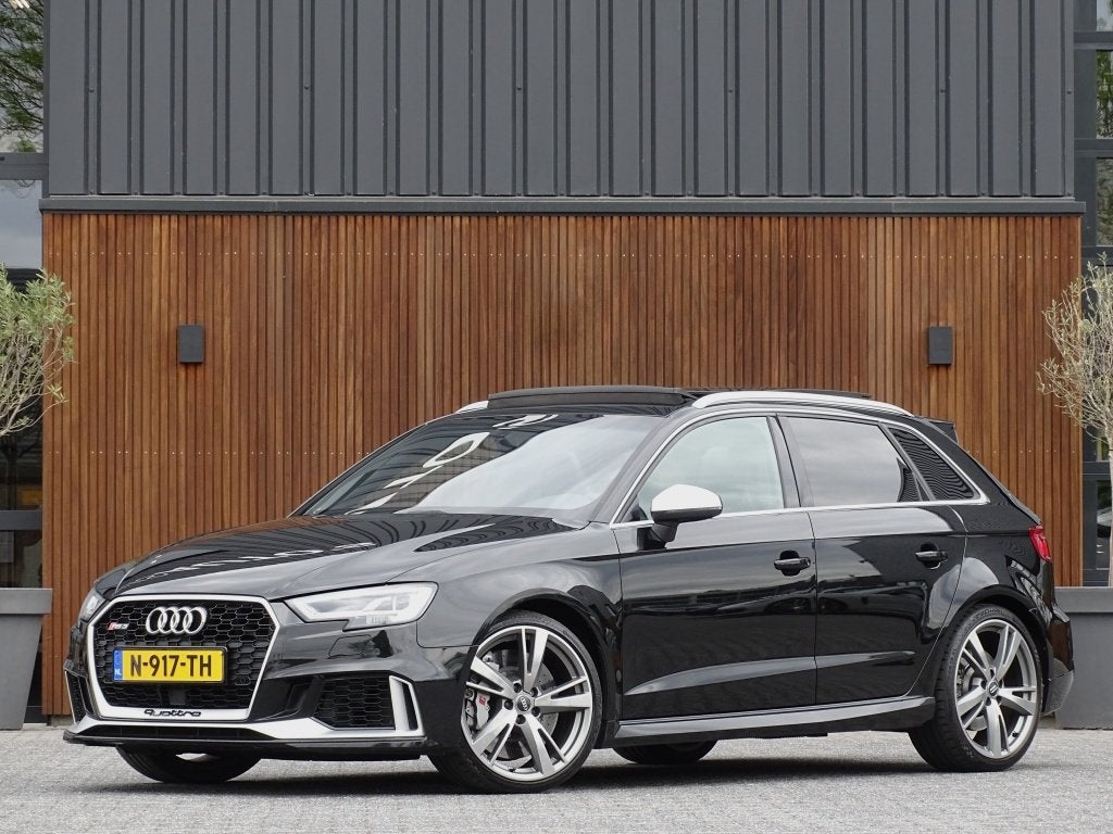 Audi RS3 Sportback 2.5 TFSI RS3 Quattro 400PK / KERAMISCH /, Auto's, Audi, Automaat, Dealer onderhouden, Gebruikt, Euro 6