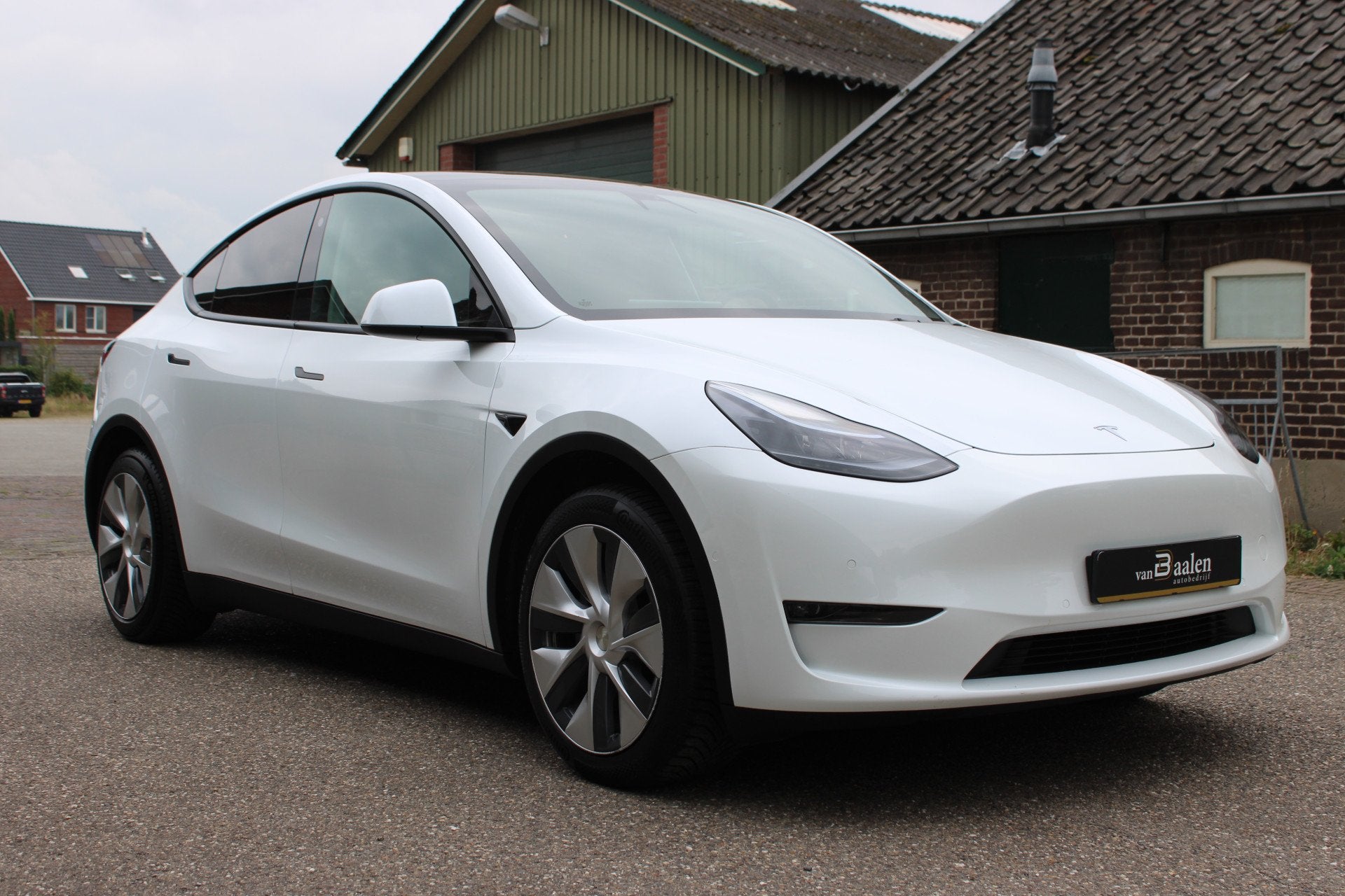 Tesla Model Y Long Range AWD 75 kWh SOh 90.6% LEER NAVI PANO, Auto's, Automaat, Dealer onderhouden, Gebruikt, Stoelverwarming