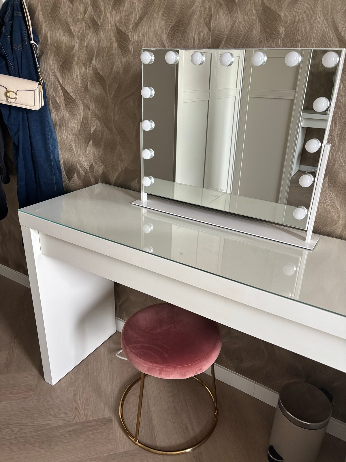 Ikea Malm tafel met glasplaat - goede staat, Ophalen, Zo goed als nieuw, Hout
