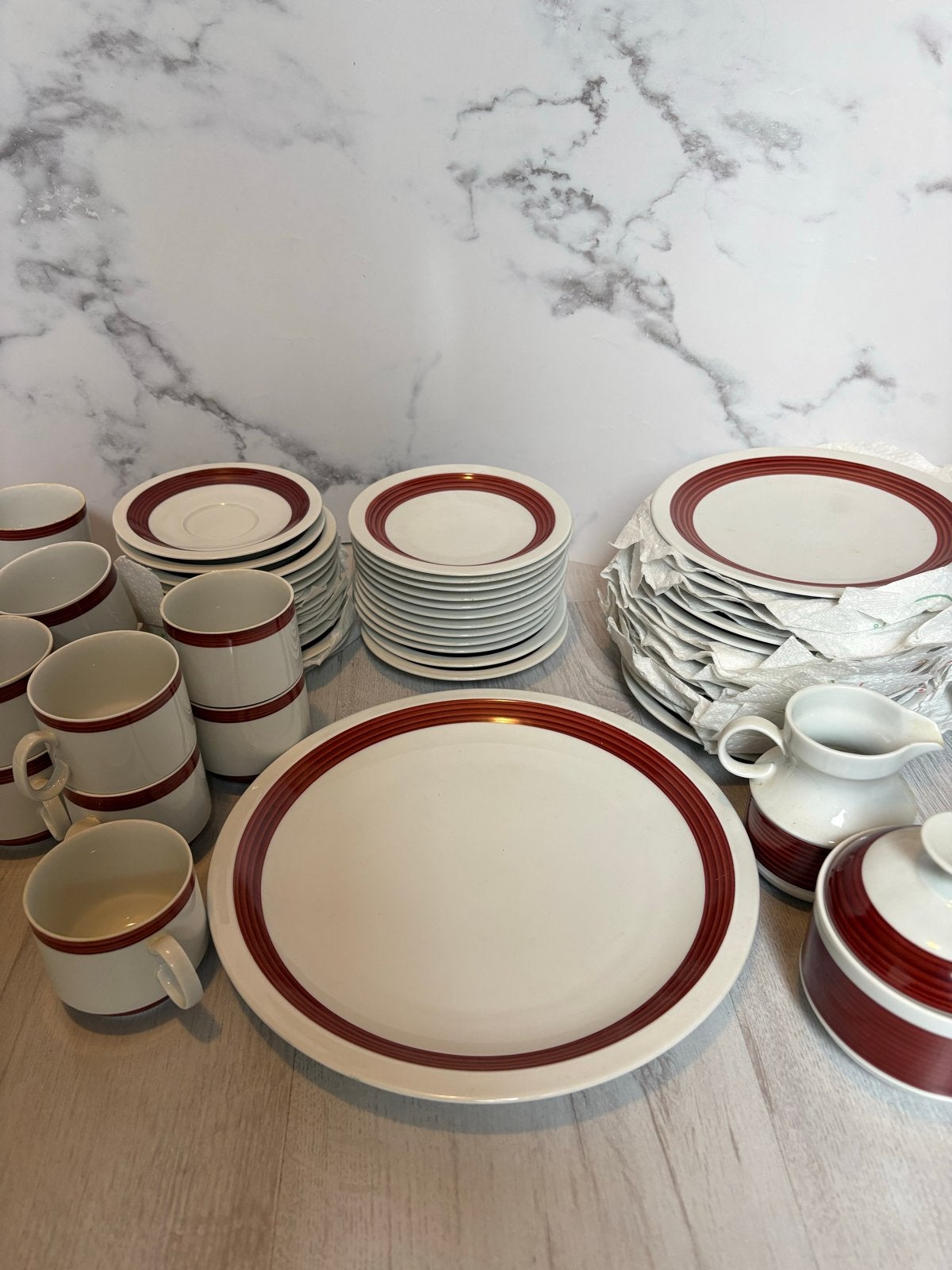 Schumann Arzberg Bavaria Servies - Rood/Wit VINTAGE, Ophalen, Gebruikt, Arzberg, Klassiek