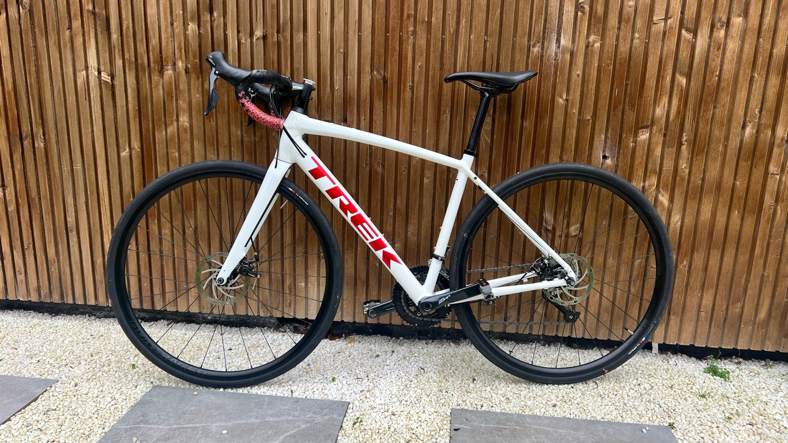 Trek Domane AL 52cm racefiets - Zo goed als nieuw, Fietsen en Brommers, Overige merken, Aluminium, 49 tot 53 cm, Ophalen of Verzenden