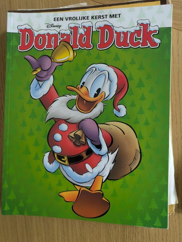 Een Vrolijke Kerst met Donald Duck - Dik exemplaar, Eén stripboek, Ophalen of Verzenden, Gelezen, Disney