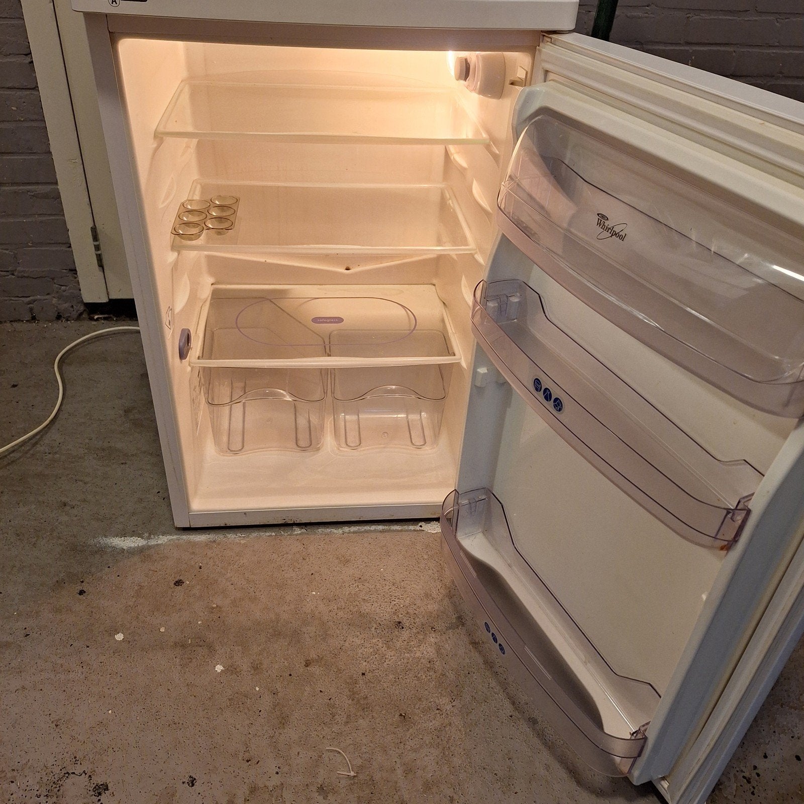 Whirlpool A-klasse koelkast zonder vriesvak, Huis en Inrichting, Ophalen of Verzenden, Gebruikt, 50 tot 75 cm