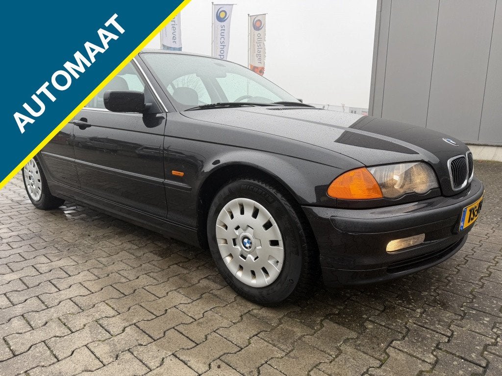 BMW 3-serie 320i Executive Airco Automaat slechts 172.639 km, Auto's, Achterwielaandrijving, Gebruikt, 150 pk, Zwart