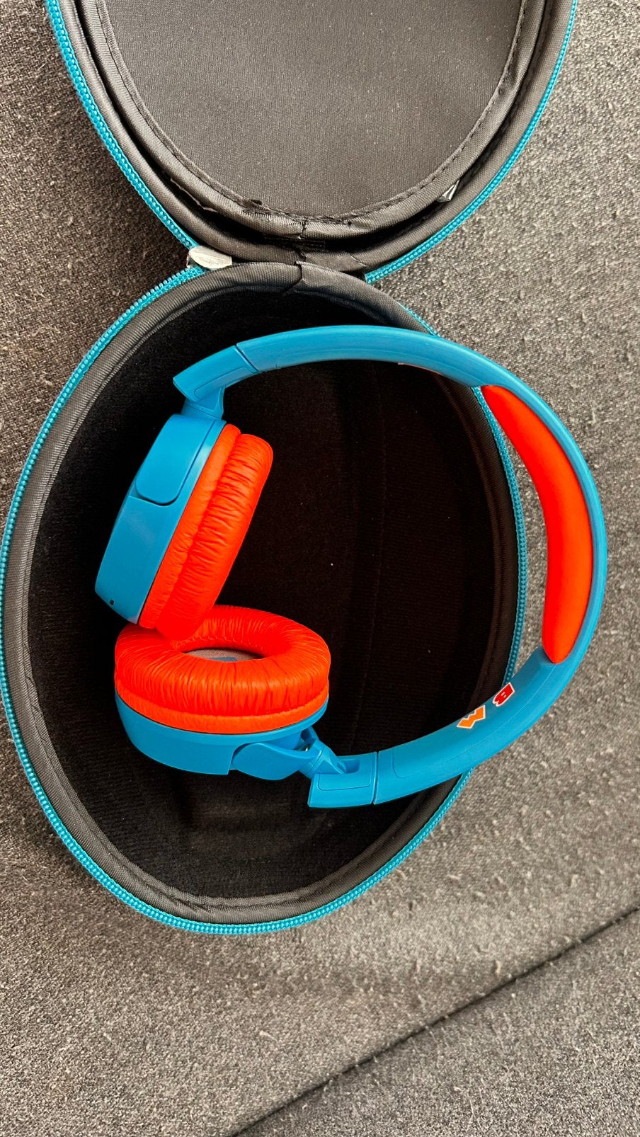 JBL Bluetooth Koptelefoon Kids met Hardcase en Accessoires