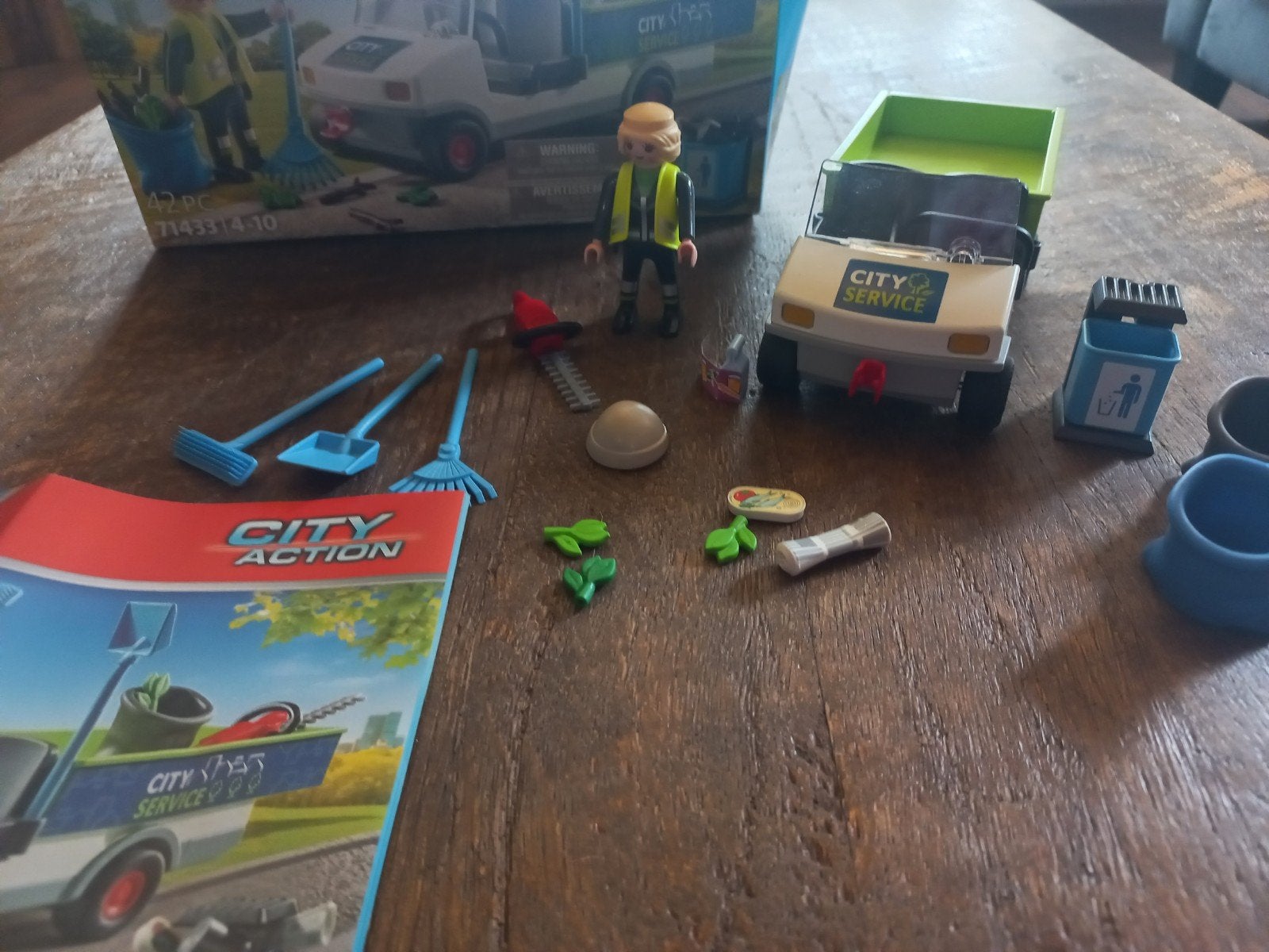 playmobil city action 71433 elektrische straatveegmachine, Complete set, Voertuig, Ophalen of Verzenden, Zo goed als nieuw