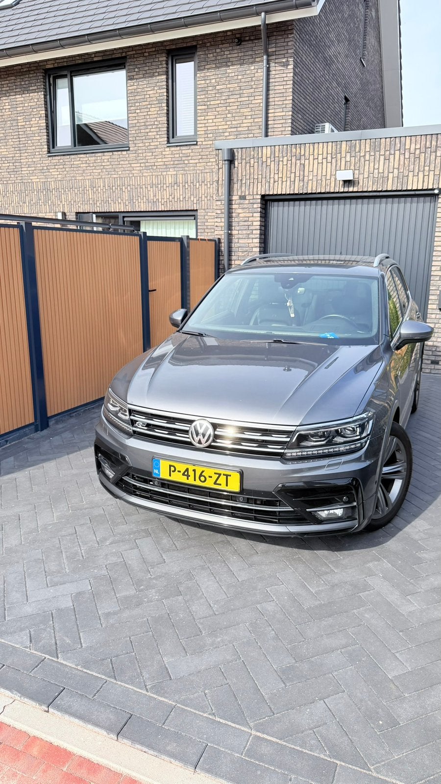 Volkswagen Tiguan 2.0 TSI 180pk 4Motion DSG 2018 Grijs, Auto's, Automaat, Zwart, 4 cilinders, 1984 cc