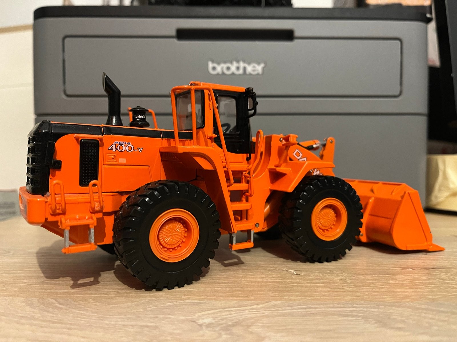 Hitachi ZW400-V Wiellader Model - Zo goed als nieuw, Overige merken, 1:32 tot 1:50, Overige typen, Ophalen of Verzenden