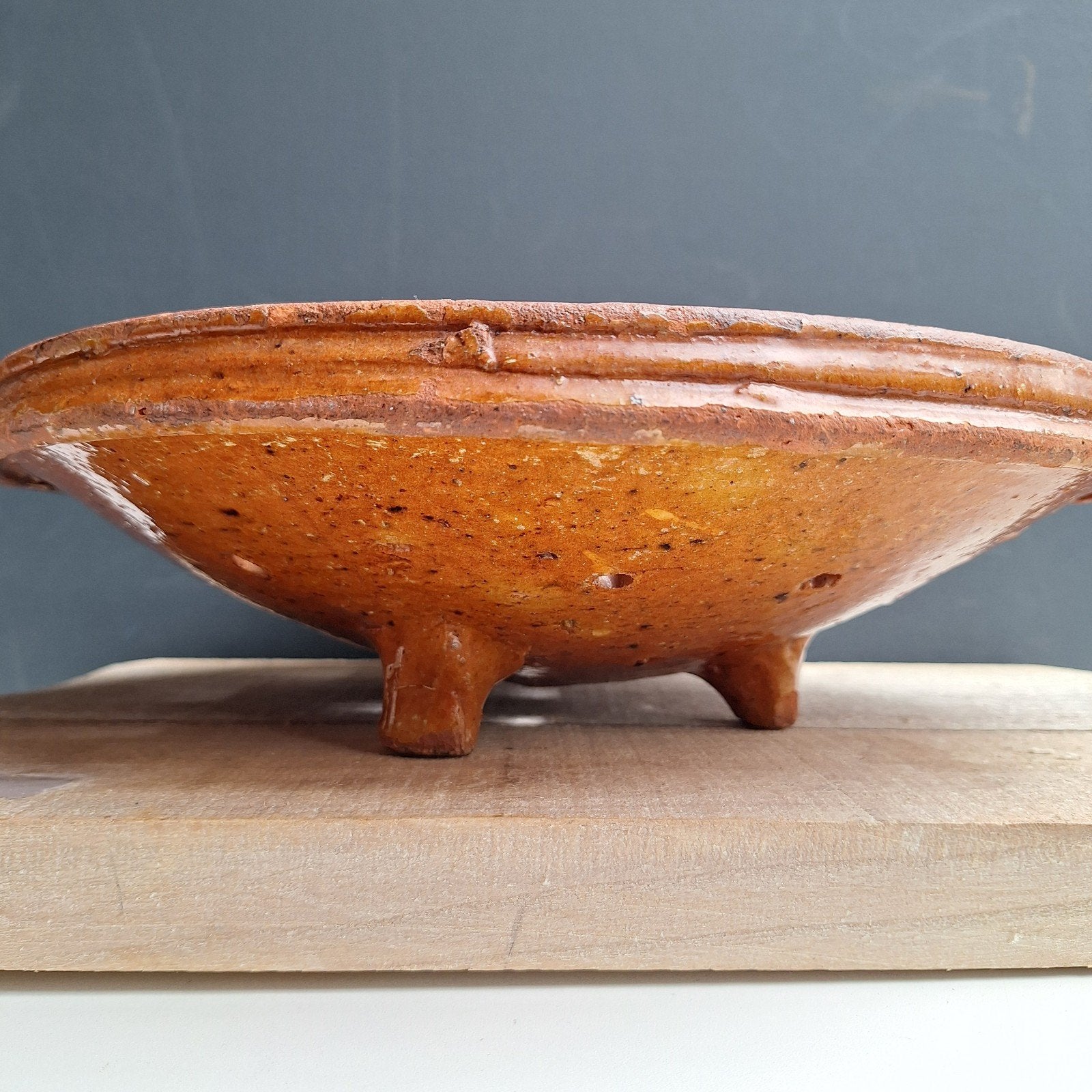 antieke slib aardewerk fruitschaal, Ophalen of Verzenden