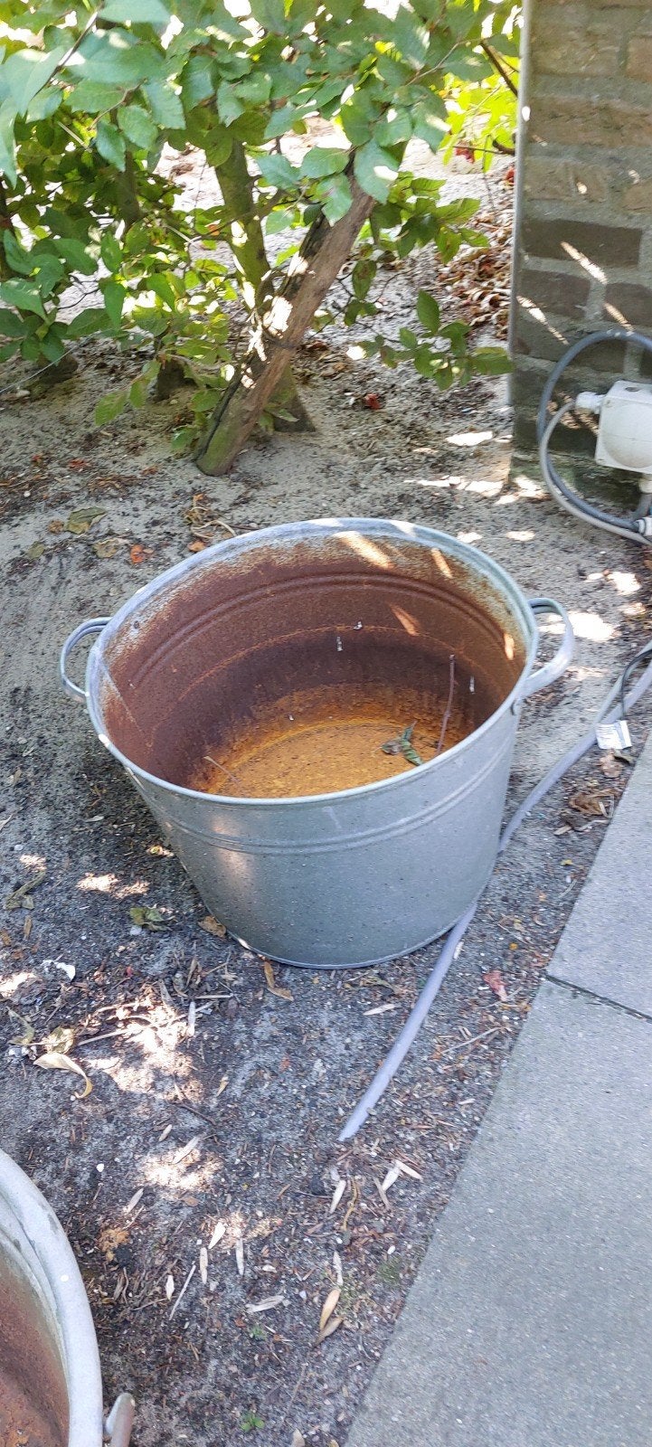 Zinken teil, Tuin en Terras, Bloembakken en Plantenbakken, Ophalen, Gebruikt, Metaal, Tuin