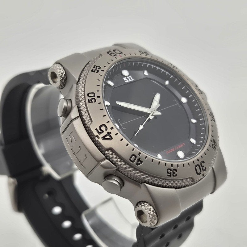 Nieuw Tactical 5.11 HRT Titanium horloge - Zeldzaam verzamel, Sieraden, Tassen en Uiterlijk, Horloges | Heren, Overige merken