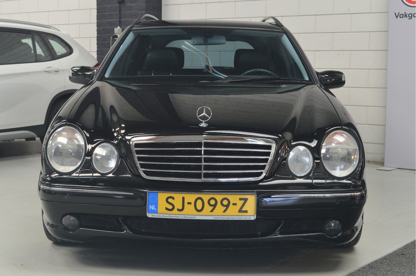 Mercedes-Benz E-klasse Combi AMG 55 // LEDER // CLIMA // CRU, Auto's, Mercedes-Benz, Achterwielaandrijving, Gebruikt, 8 cilinders