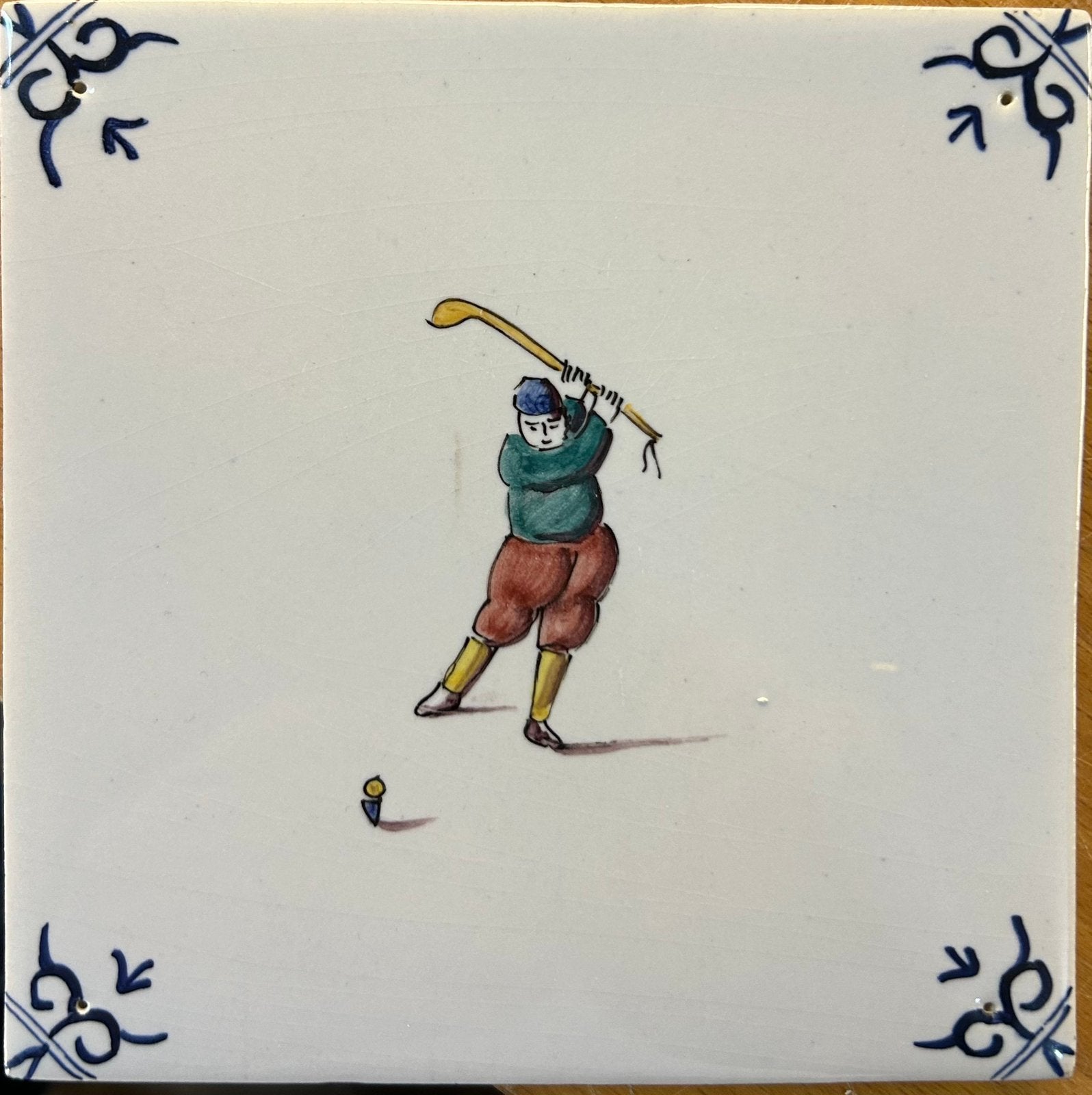Authentiek tegeltje 13x13 cm van een golfer, Ophalen of Verzenden