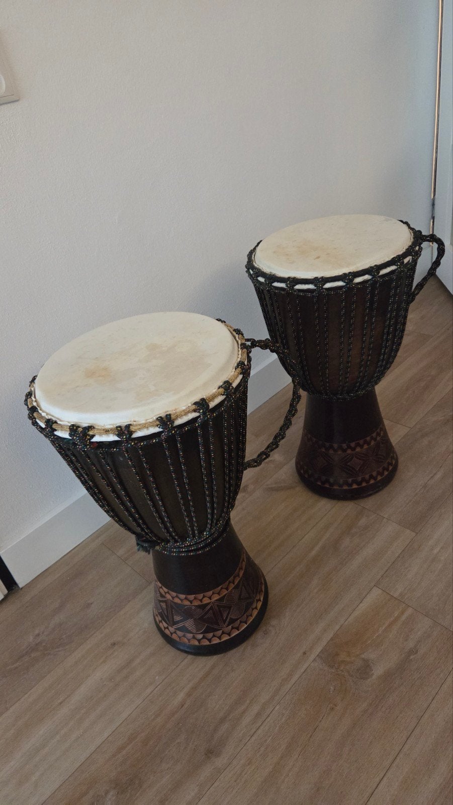Set van 2 Djembés, Muziek en Instrumenten, Drumstellen en Slagwerk, Ophalen, Gebruikt, Overige merken