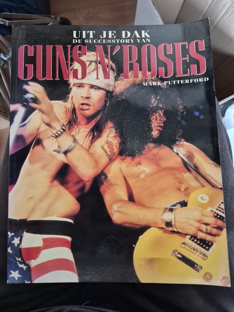 Guns 'n Roses uit je dak, Mark Putterford, Artiest, Ophalen of Verzenden, Zo goed als nieuw
