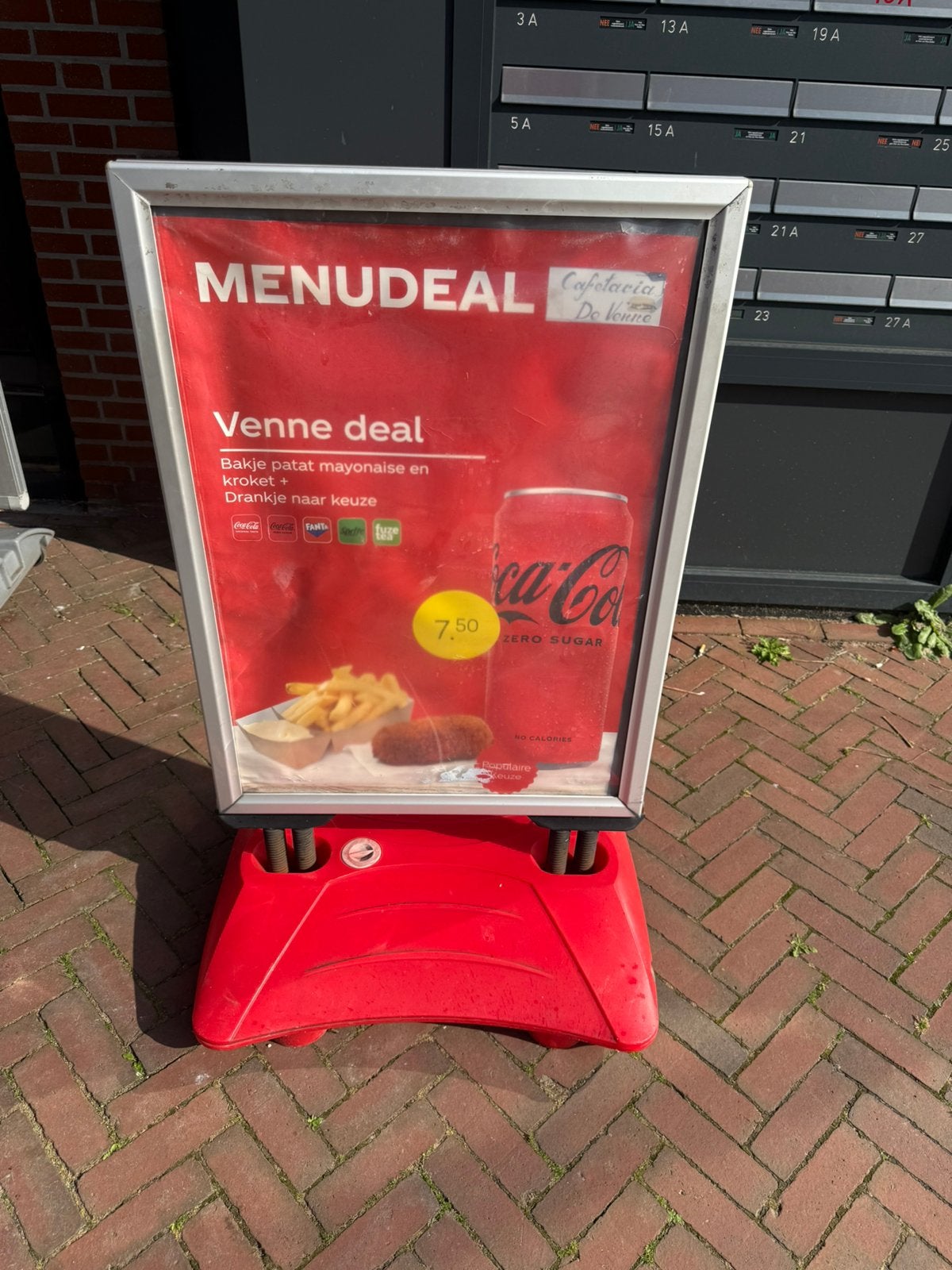 Coca-Cola stoepbord reclamebord horeca. Professioneel model, Ophalen, Zo goed als nieuw, Reclamebord