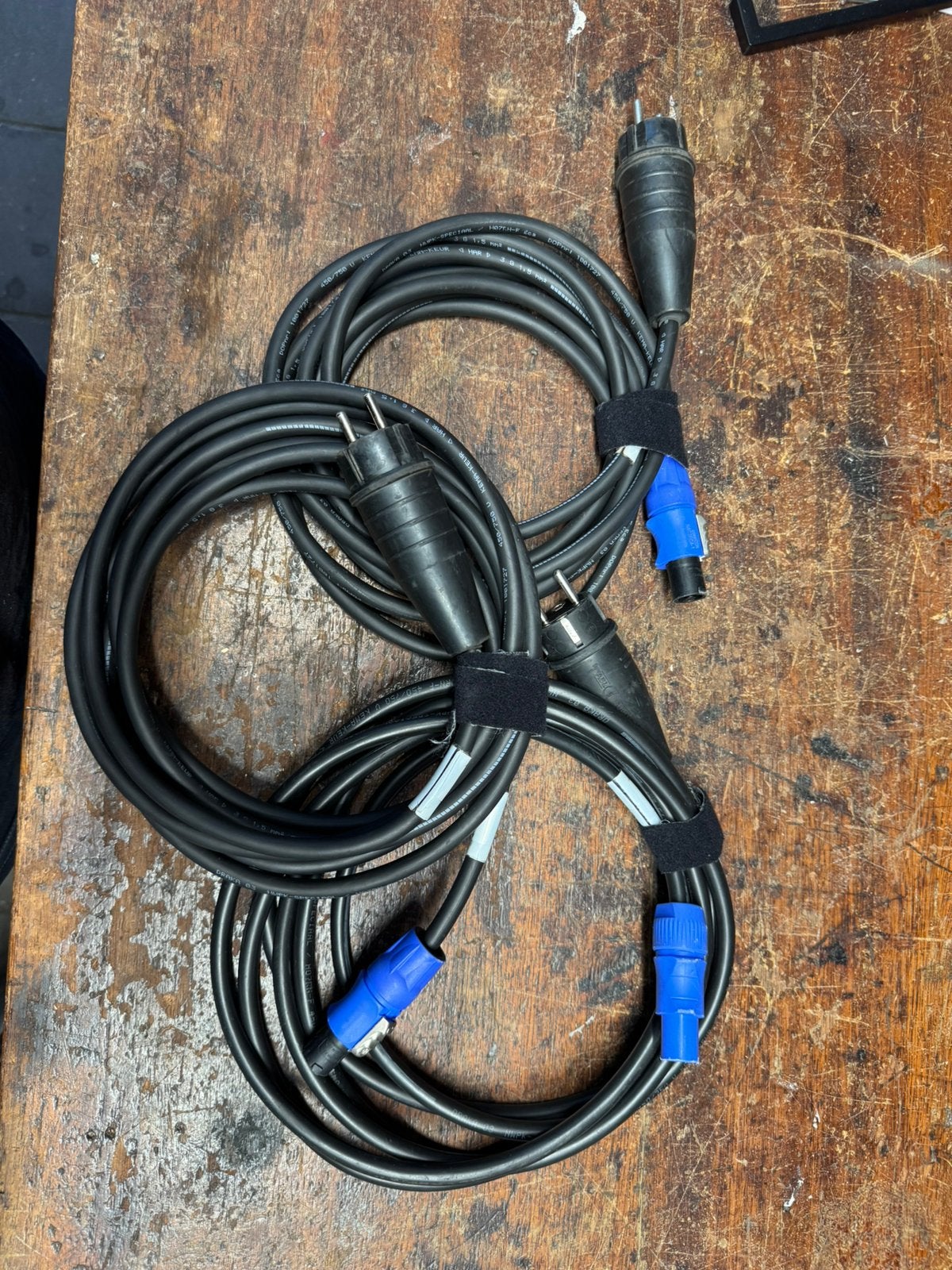 3 x powercon nwpk 3x1,5mm 5 meter, Ophalen of Verzenden, Zo goed als nieuw, Apparatuur