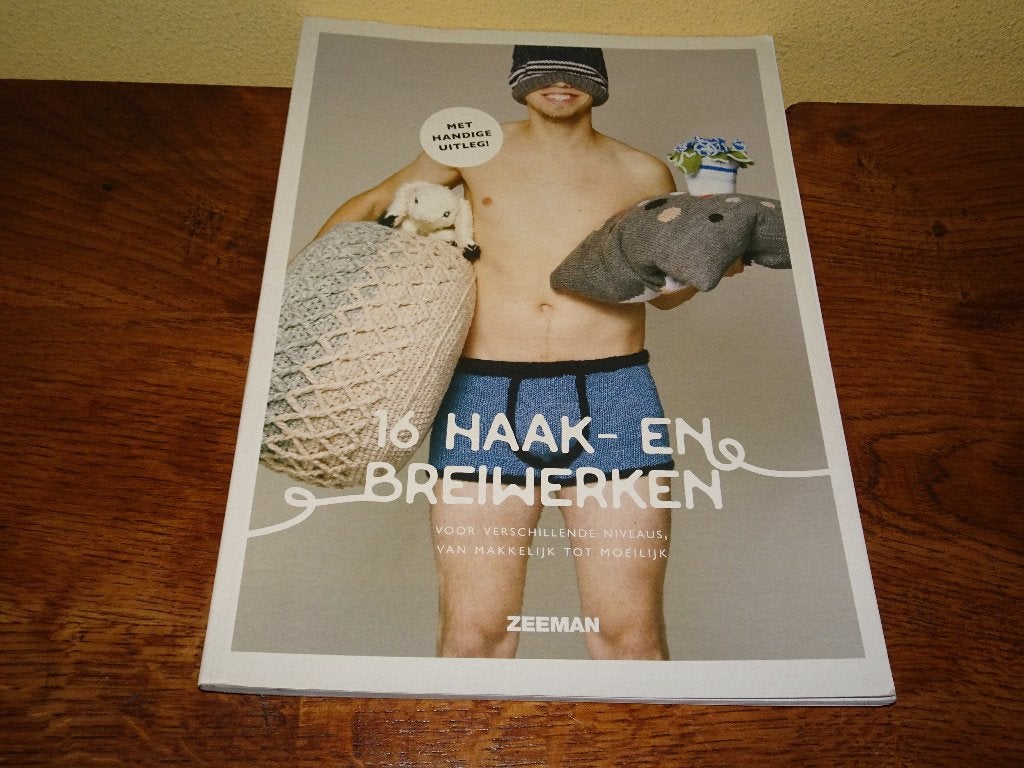 Zeeman: 16 haak-en breiwerken met handige uitleg, Ophalen of Verzenden, Zo goed als nieuw, Haken, Patroon of Boek