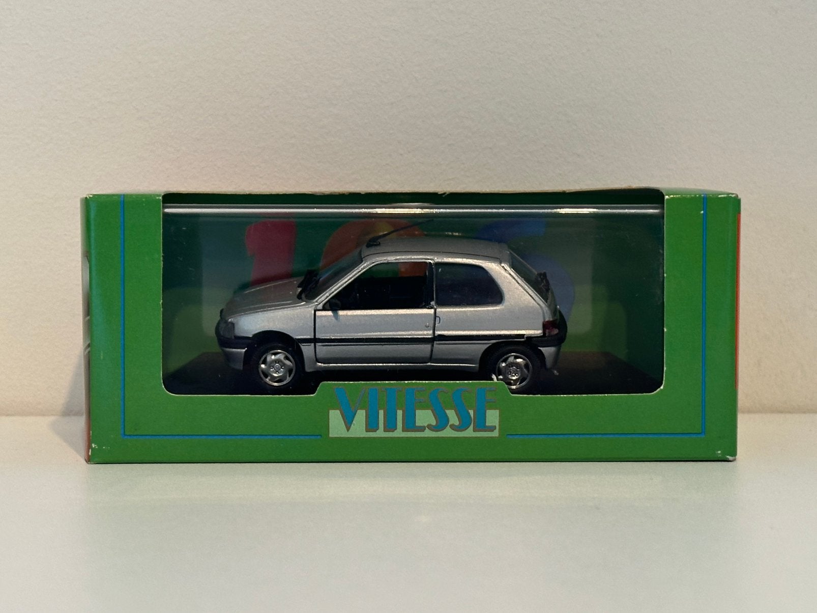 Peugeot 106 XT Ph.1 | Vitesse | schaal 1:43 | Nieuw, Hobby en Vrije tijd, Modelauto's | 1:43, Ophalen of Verzenden, Zo goed als nieuw