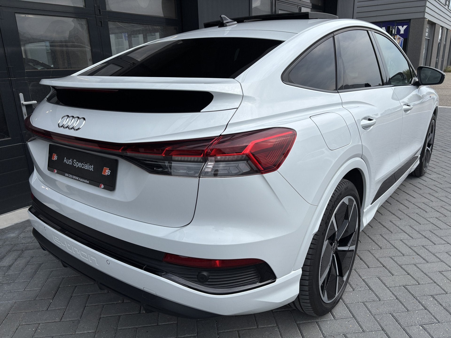 Audi Q4 Sportback e-tron 40 S-line Competition 77 kWh Pano, Automaat, Dealer onderhouden, Achterwielaandrijving, Gebruikt