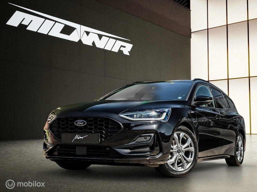Ford Focus Wagon 1.0 EcoBoost Hybrid ST Line | VOL!, Auto's, Ford, Gebruikt, Zwart, Zwart, 155 pk