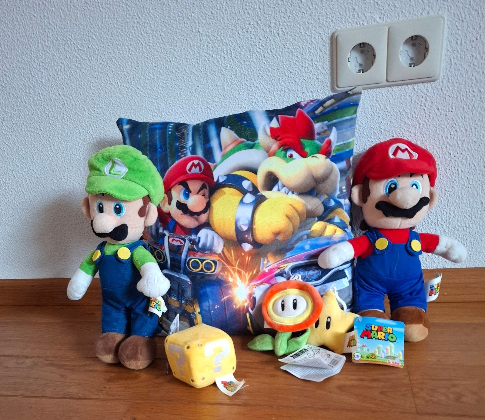 Super Mario Knuffelset met Kussen - Mario, Luigi & meer, Overige typen, Ophalen of Verzenden, Zo goed als nieuw, Nintendo