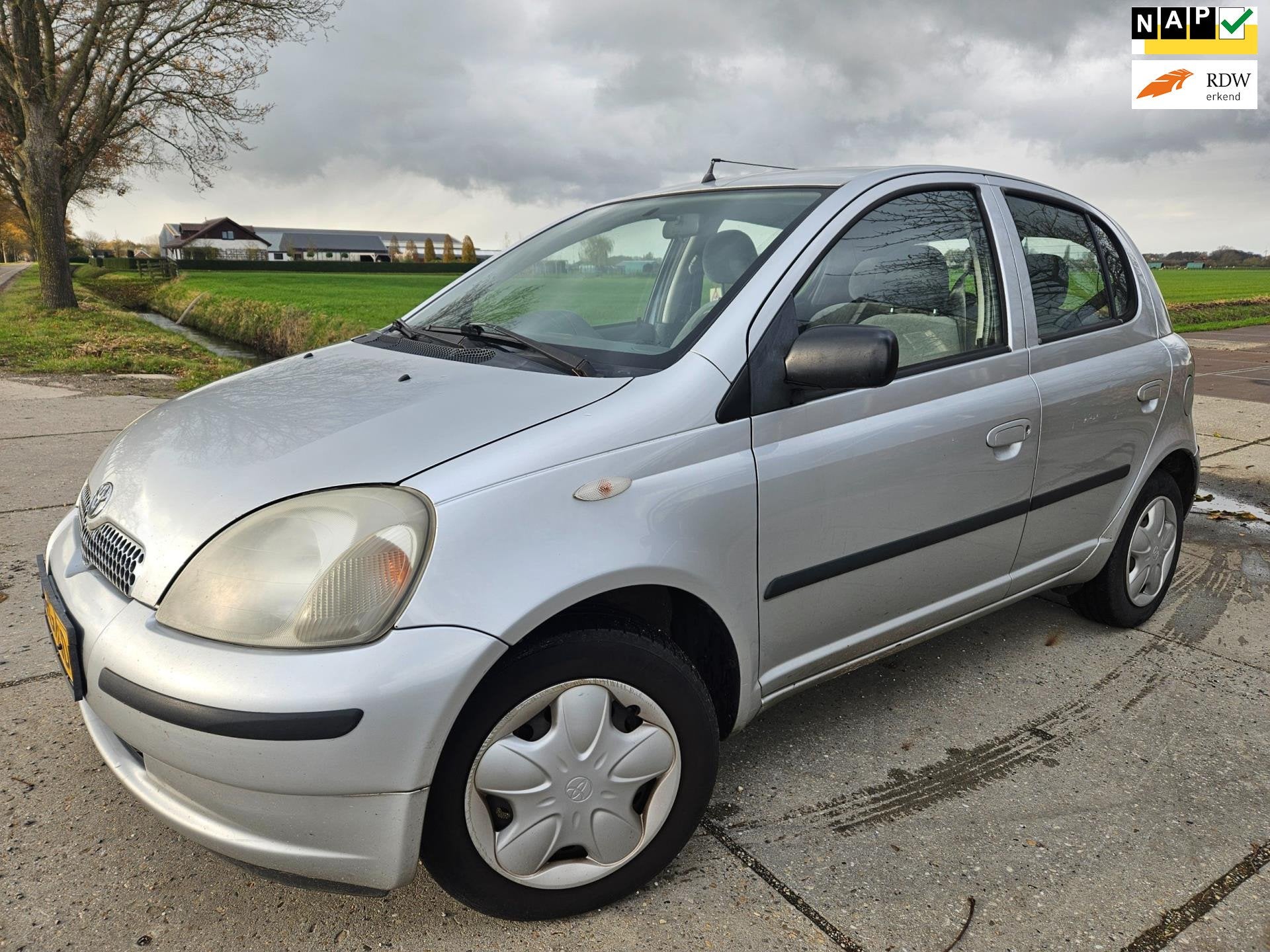 Toyota Yaris 1.3-16V VVT-i Sol/ automaat/ 5 deurs, Auto's, 1299 cc, Gebruikt, 4 cilinders, 400 kg