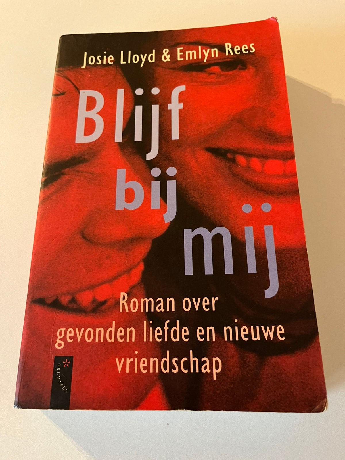 Boek van John Lloyd - Blijf bij mij, Boeken, Gelezen, John Lloyd; Emlyn Rees, Ophalen of Verzenden, Nederland