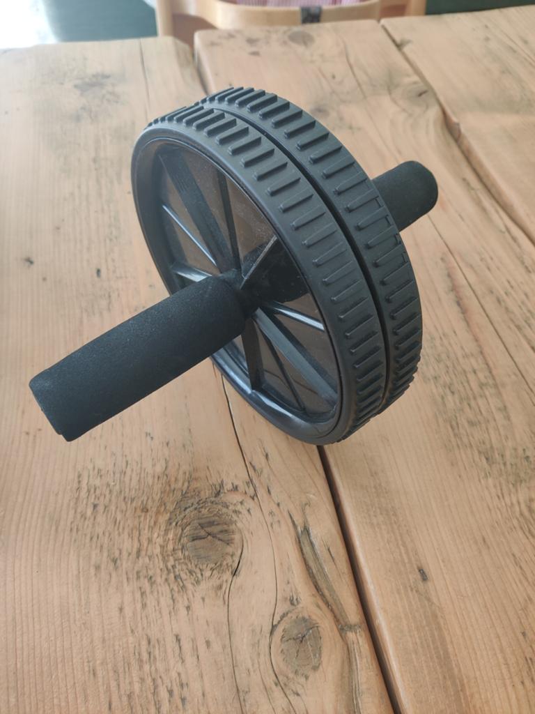Buikspierwiel - Perfect voor thuistraining, Sport en Fitness, Fitnessmaterialen, Ophalen of Verzenden, Zo goed als nieuw, Buik