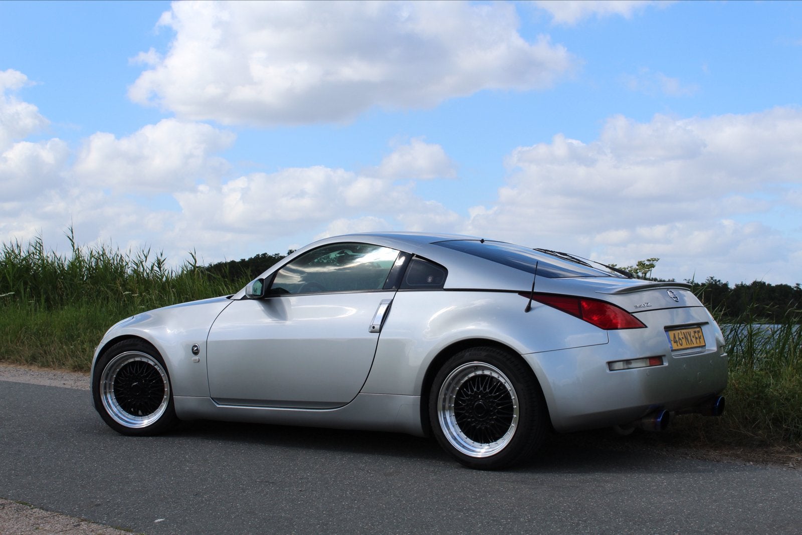Nissan 350Z 3.5 V6 24V 2004 Grijs NIEUWE APK, Auto's, 350Z, Achterwielaandrijving, Origineel Nederlands, Handgeschakeld