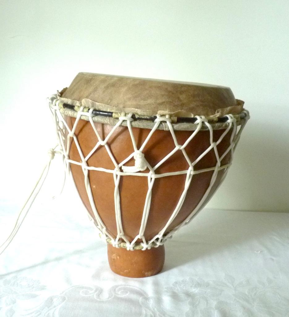 percussie instrument,djembé, Ophalen of Verzenden, Gebruikt, Trommel
