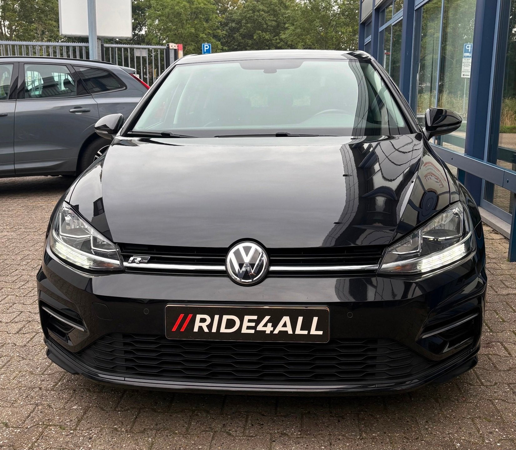 Volkswagen Golf 1.4 TSI R-Line/CARPLAY/LEDER/STOELVW, Dealer onderhouden, 125 pk, Gebruikt, 4 cilinders