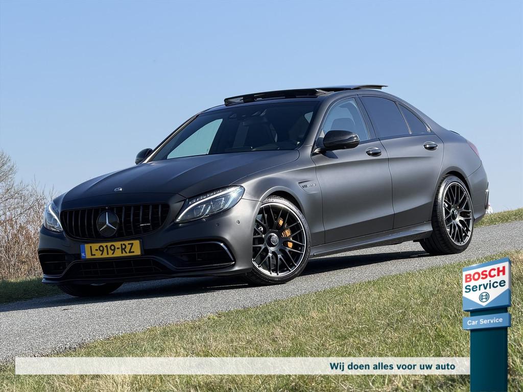Mercedes C-Klasse C63 S AMG 600PK / Full Option / Pano / Mil, Auto's, Mercedes-Benz, Automaat, Achterwielaandrijving, Gebruikt