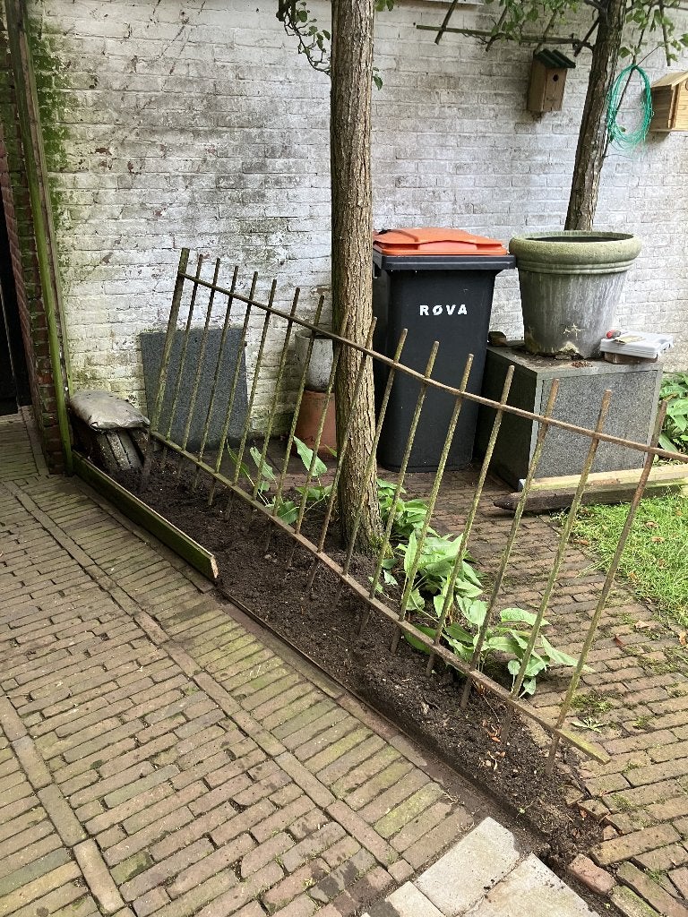 gietijzeren (tuin) hek 225 lang  en 90 cm hoog, Ophalen, Gebruikt, IJzer, Sierhekwerk