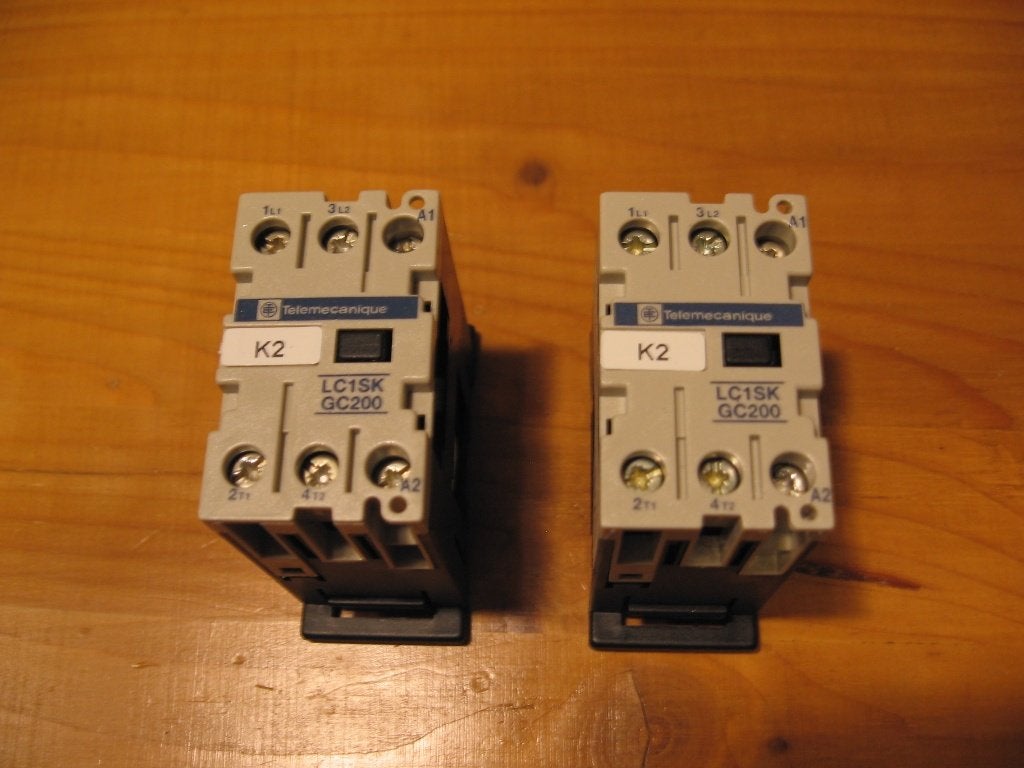 Telemecanique magneetschakelaar LC1SK.. en CASK.. relais., Hobby en Vrije tijd, Ophalen of Verzenden, Gebruikt