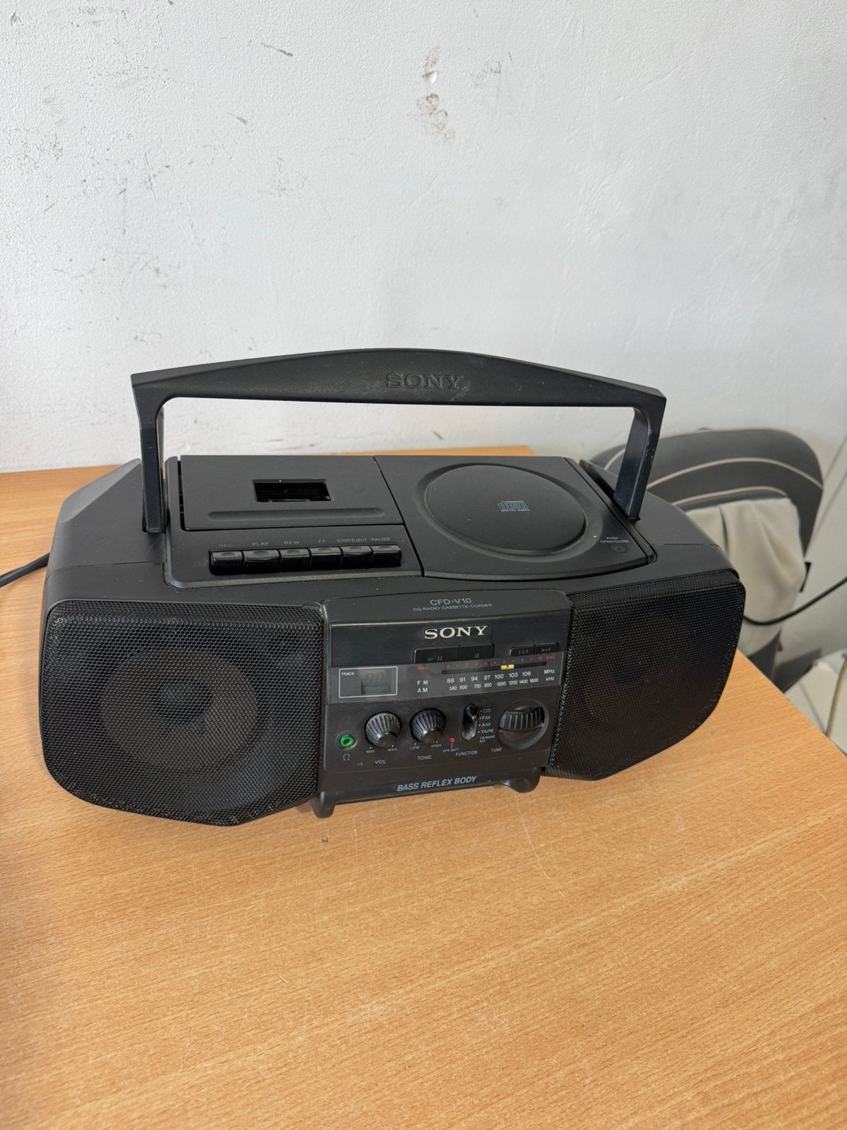 Draagbare Radio CD Cassette Recorder Sony CFD-V10, Ophalen of Verzenden