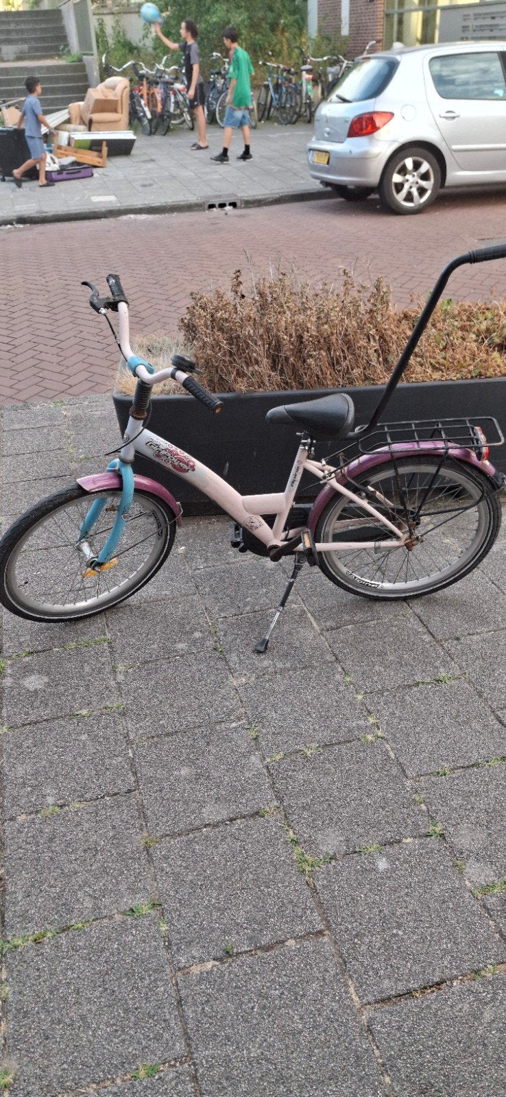 Meisjesfiets 22 inch met handrem en terugtraprem (7-10 jaar), Ophalen, Terugtraprem, 22 inch, Gebruikt