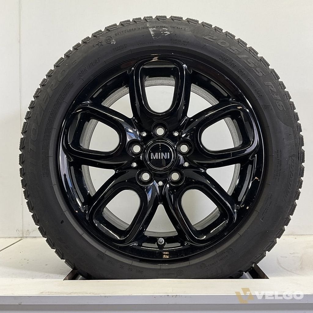 MINI COOPEER F55 F56 F57 494 SET VELGEN + WINTERBANDEN 16 IN, Gebruikt, -, Banden en Velgen, 195 mm