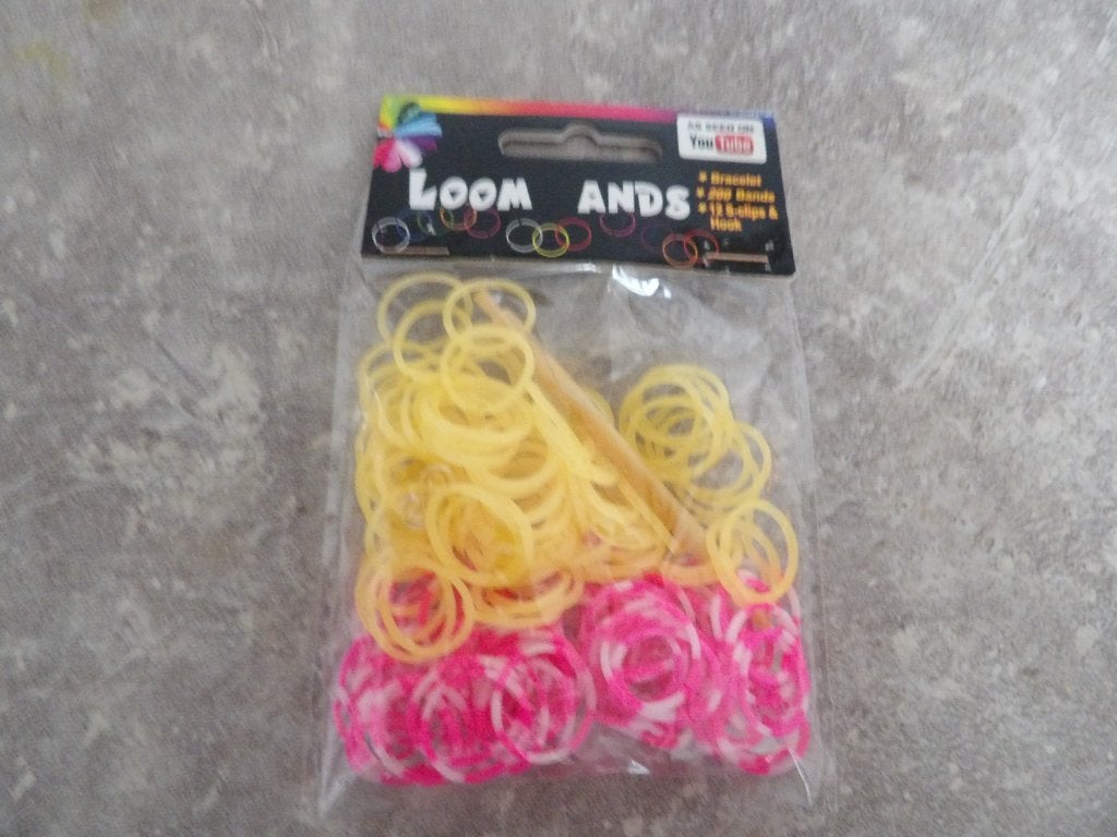 NIEUW 200 geel/rose loom bandjes 5 zakjes voor 8,00, Ophalen of Verzenden, Nieuw