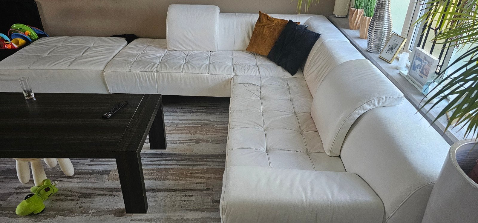 complete inboedel van lounge bank tot meubels, Ophalen