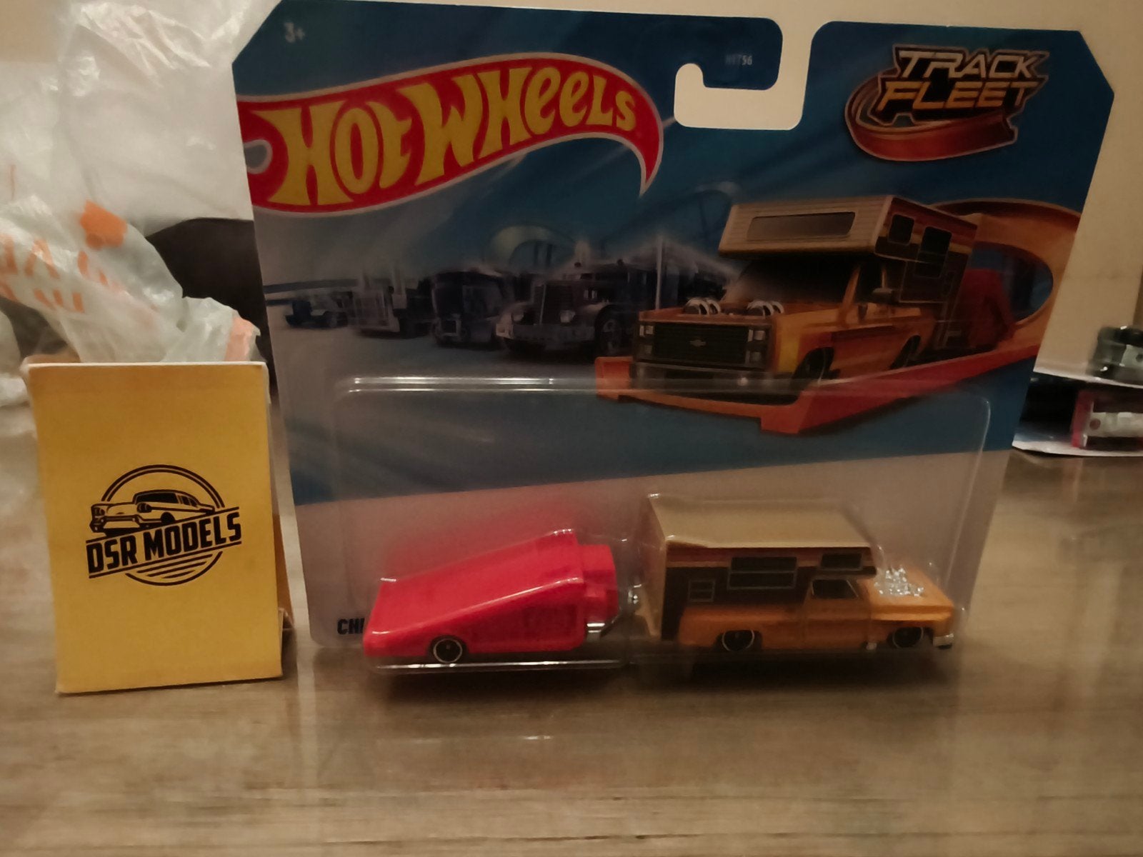 Hot Wheels Chevy Silverado Driftcation Track Fleet, Auto, Nieuw, Ophalen of Verzenden, Mattel