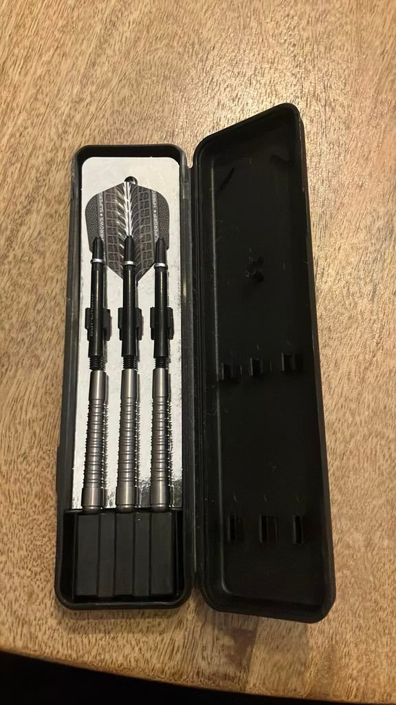 Harrows supergrip 24 gram, Verzenden, Zo goed als nieuw, Pijlen