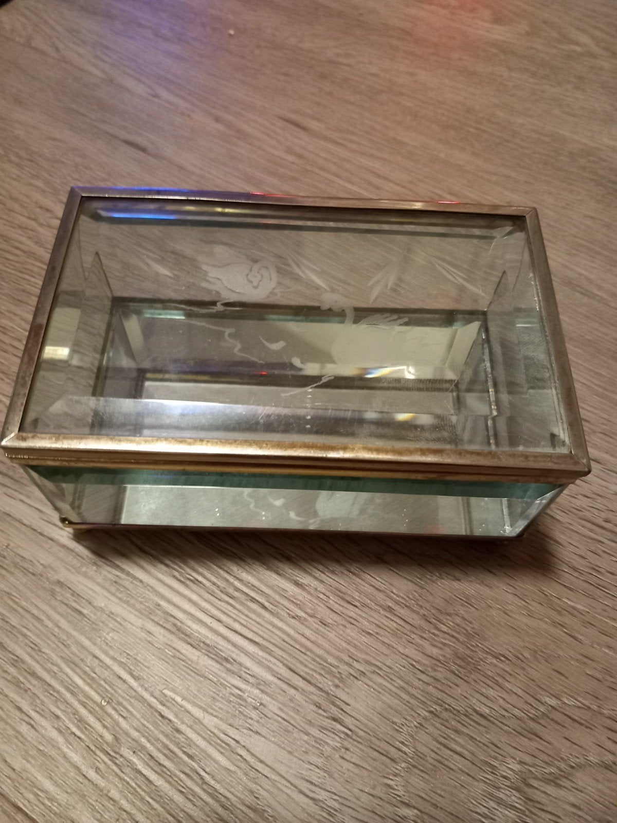 Vintage glazen sieradendoosje met spiegel en gravure, Antiek en Kunst, Antiek | Glas en Kristal, Ophalen